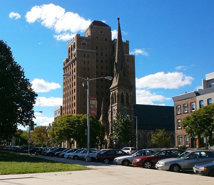 File:LincolnParkTowerClintonAveReformedNewark.JPG