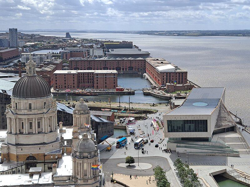 File:Liverpool Waterfront (2023).jpg