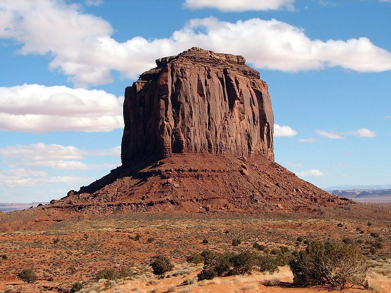 File:Monument Valley 02.jpg