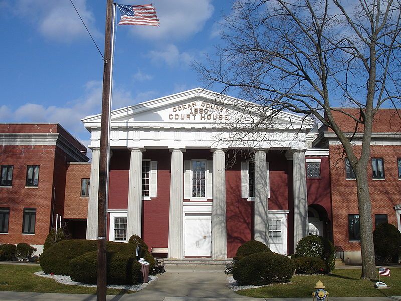 File:OceanCountyCourthouse.jpg