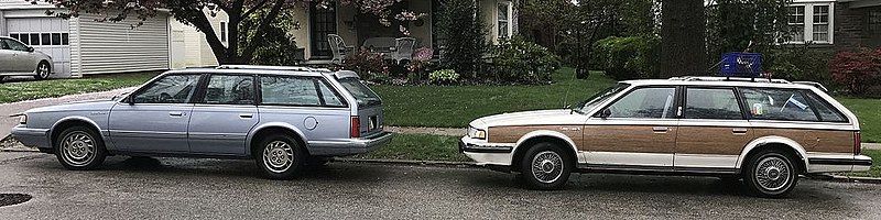 File:Two Cutlass Cruisers.jpg