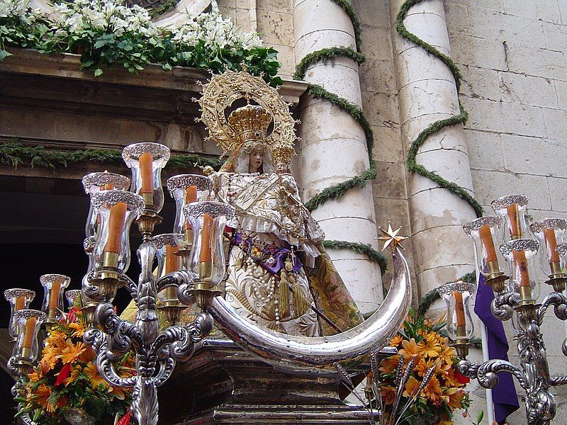 File:VirgenCapillaJaen.JPG