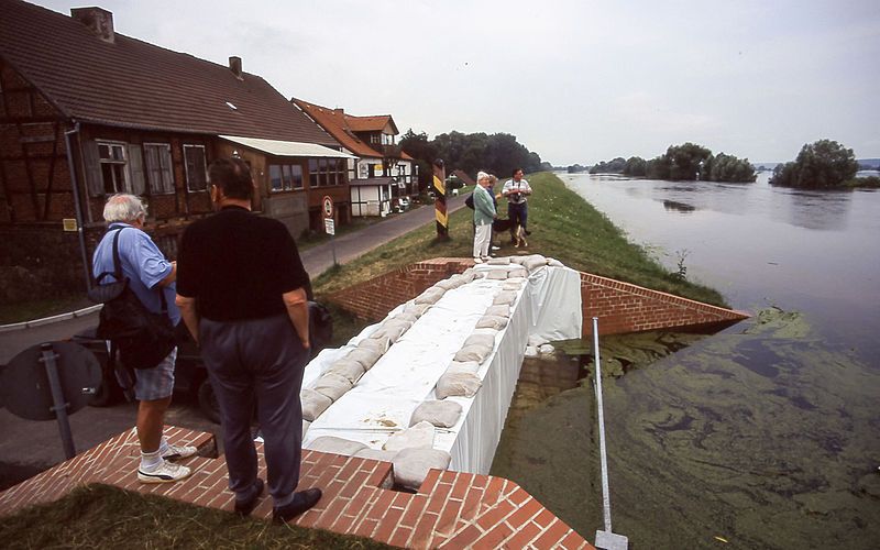 File:1997-07-29-Oderhochwasser-RalfR-img029.jpg