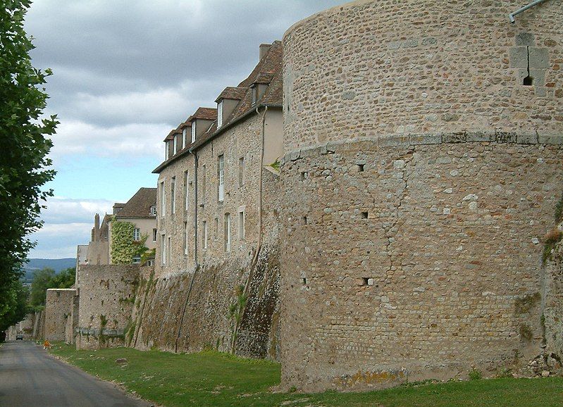 File:Autun remparts.jpg