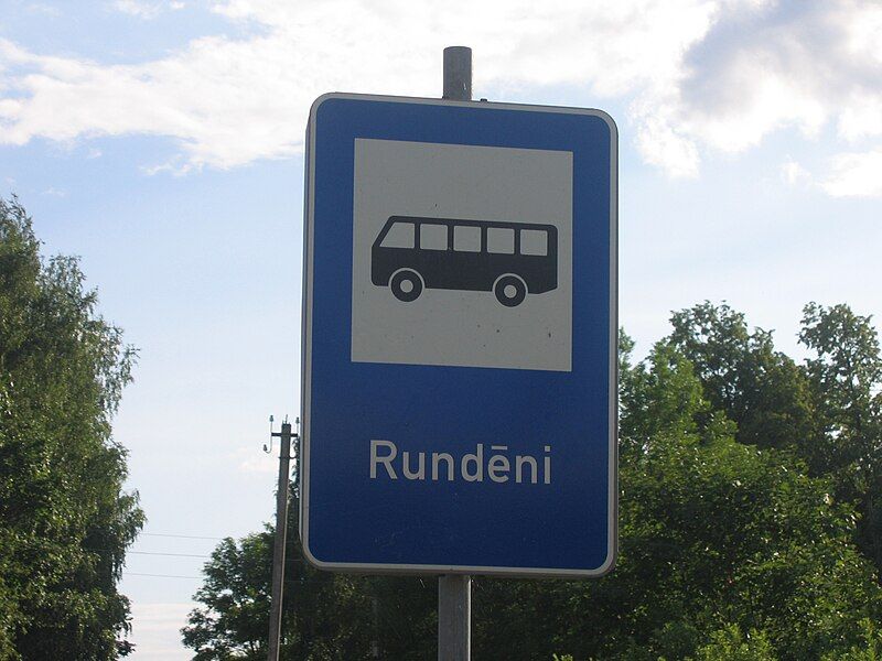 File:Bus stop Rundēni.JPG