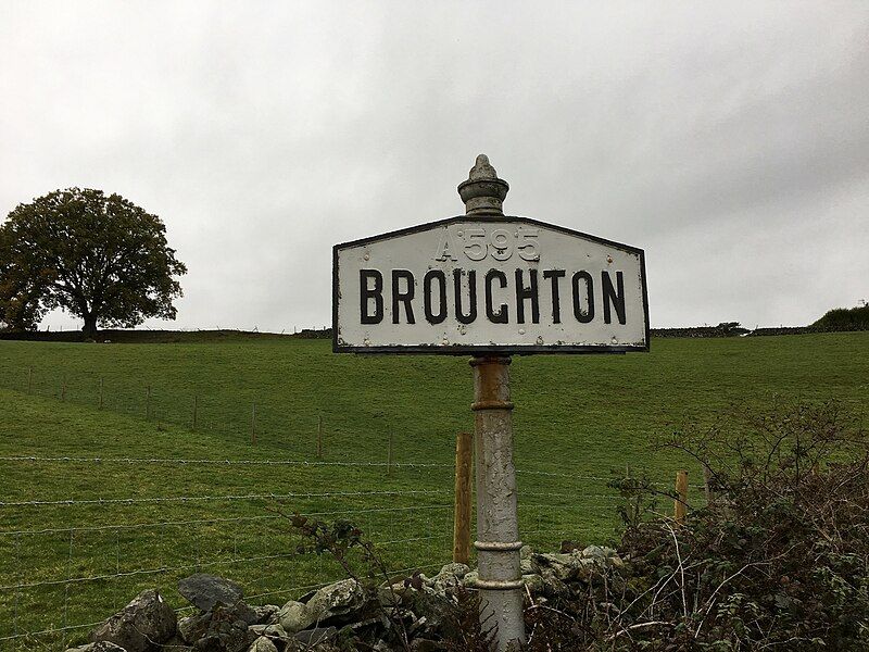 File:C5009 Sign, Broughton.jpg