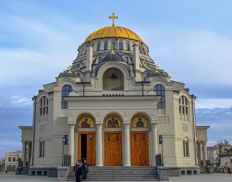 File:Cathedral in Poti.jpg