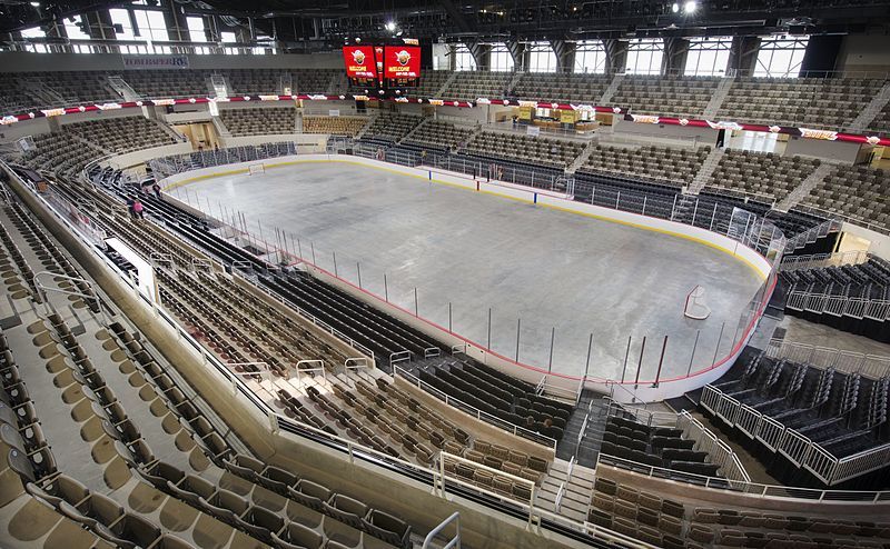 File:Fairgrounds Coliseum-Hockey.jpg