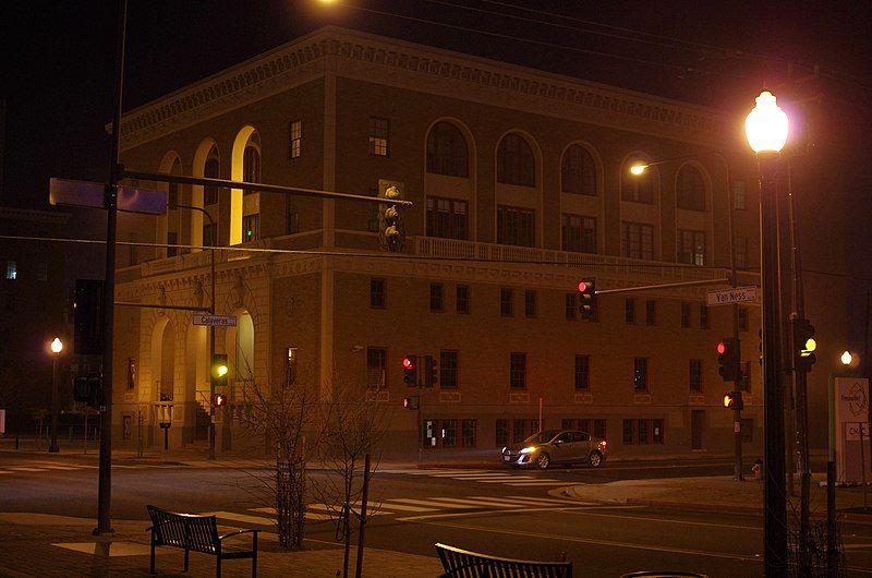 File:Fresno Bee Building.jpg