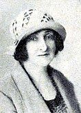 Gertrude Hart in 1930