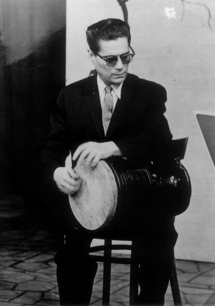 File:Hossein-Tehrani-master-tombak-Persian-percussion-instrument.jpg