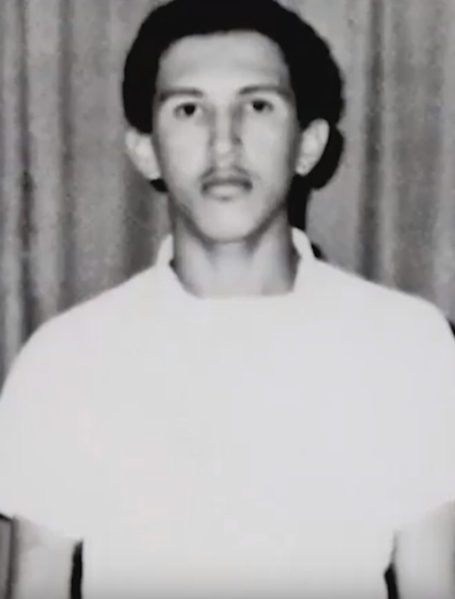 File:Hugo Chávez adolescent.png