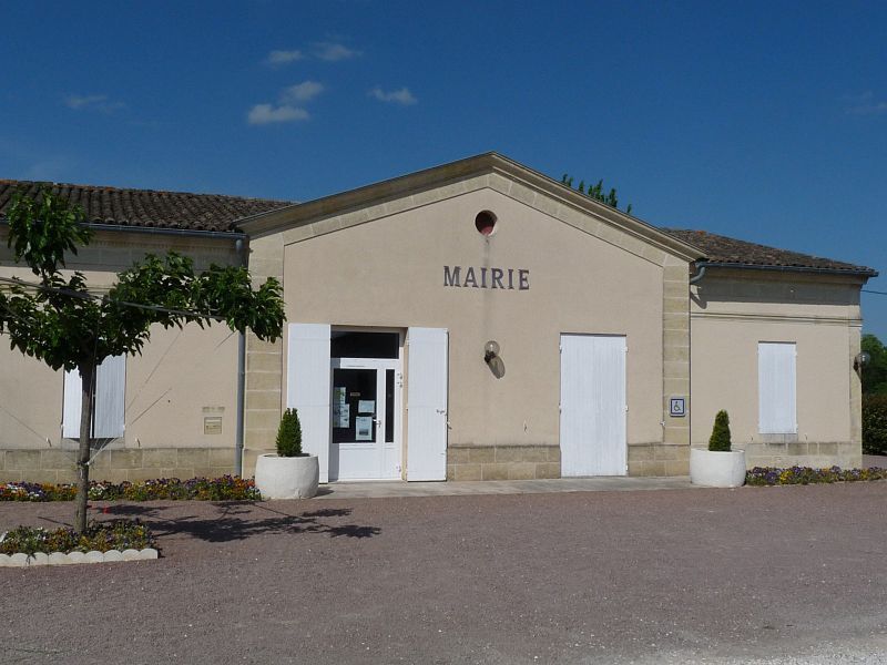 File:Neac mairie.JPG