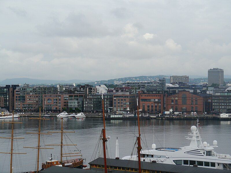 File:Oslo Hafen 8.JPG