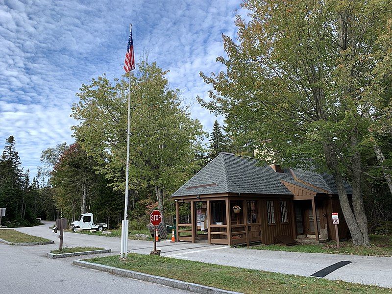 File:Seawall Campground entrance.jpg