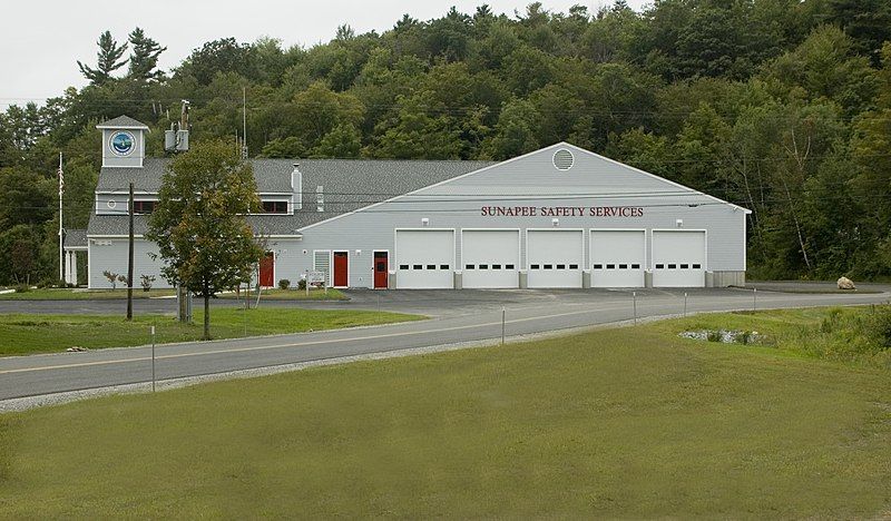 File:Sunapeesafetyservices2006.jpg