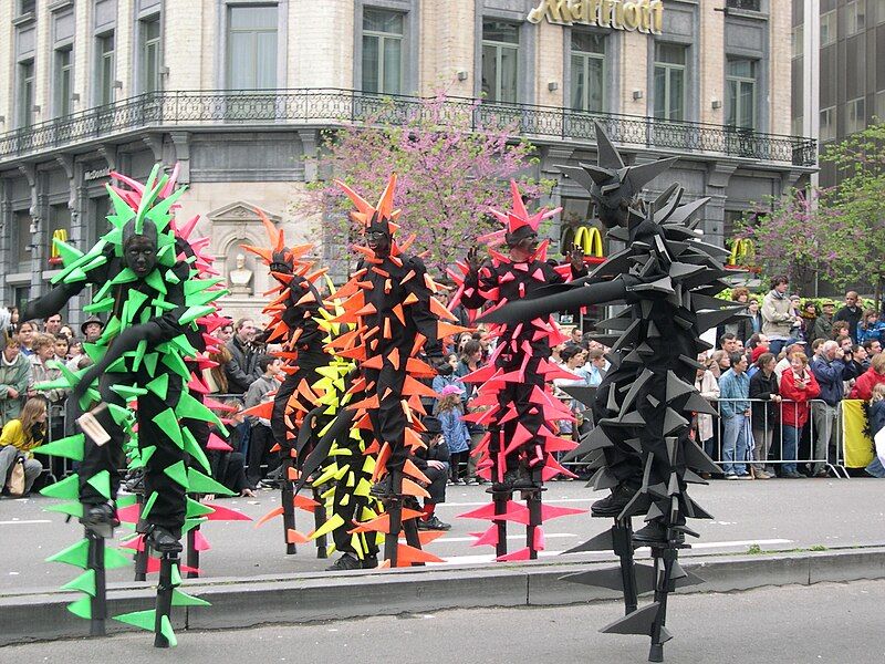 File:Zinneke Parade-2004-05-08--16-06-57.jpg