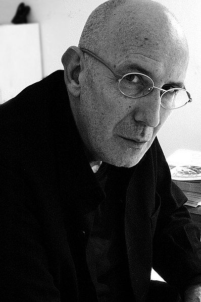 File:Antonio Miró (2005).jpg