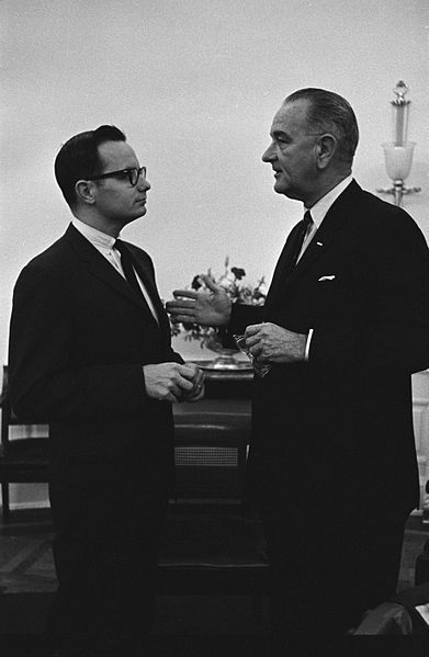 File:BillMoyers LBJ 1963B.jpg