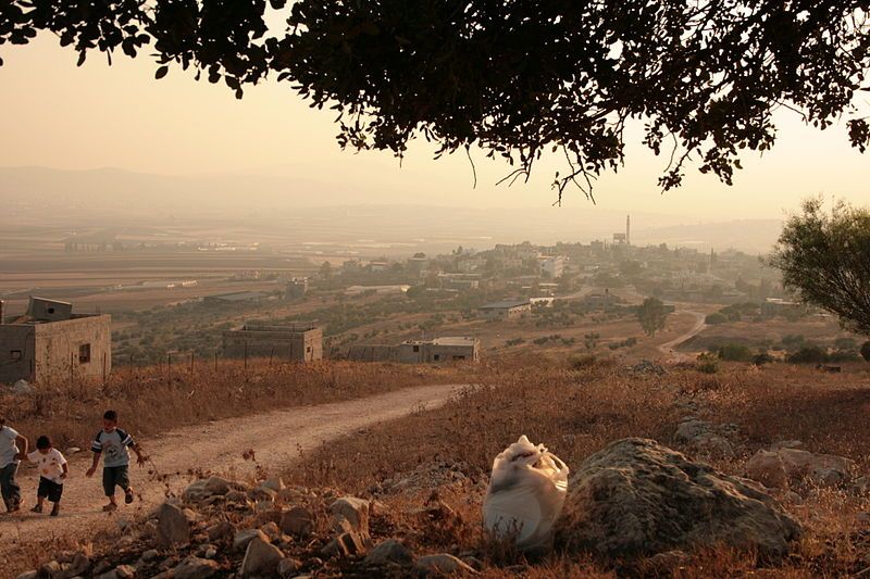 File:Deir Ghazaleh.jpg