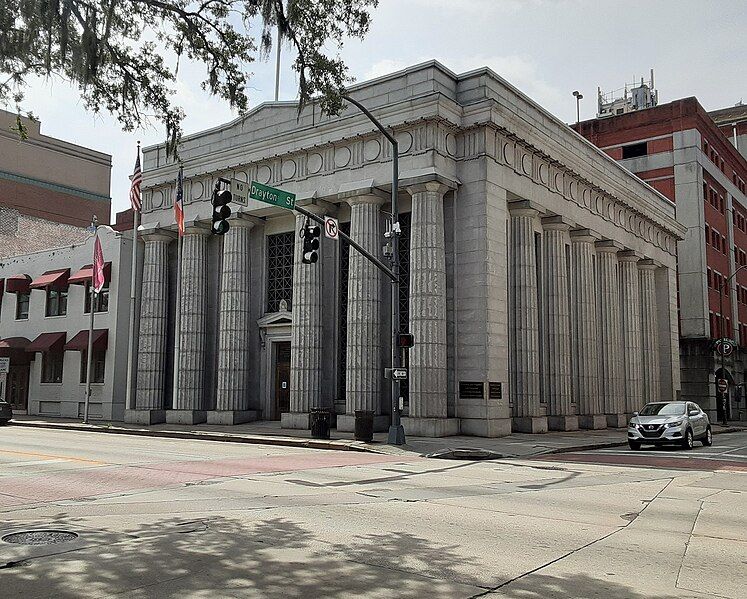 File:Hibernia Bank Building.jpg