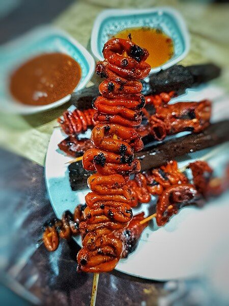 File:Isaw (street food).jpg