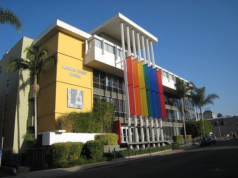 File:LAgayLesbianCenter.jpg