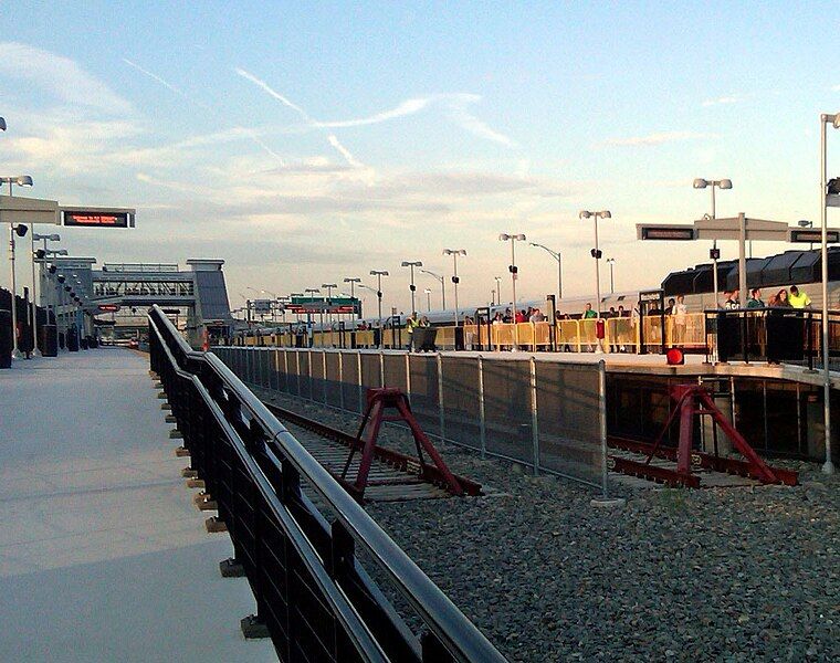 File:Meadowlands Station Terminus.jpg