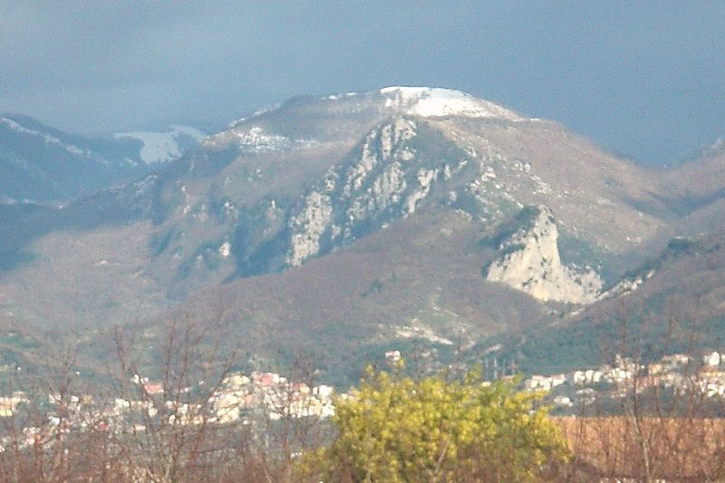 File:Monte Molaro.jpg