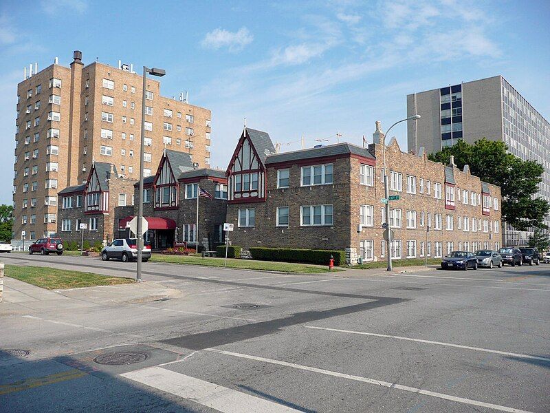 File:Pennbroke Apartments.jpg