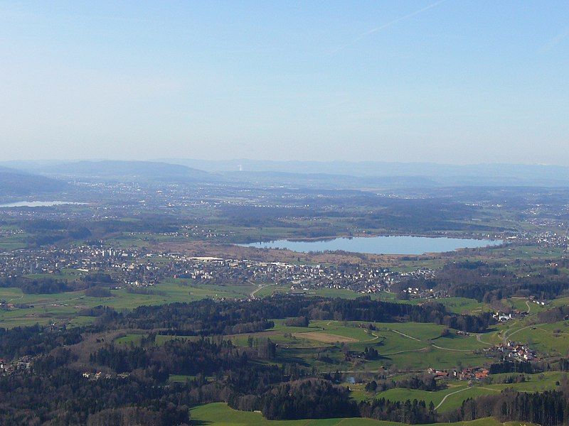 File:Pfäffikersee.JPG