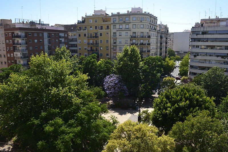 File:Plaza del Xúquer5.JPG