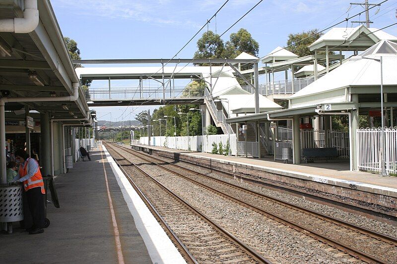 File:Tuggerah railway station.jpg