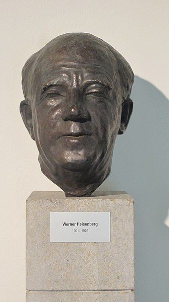 File:Werner Heisenberg bust.jpg