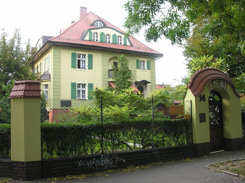 File:Willa Colonia-Wroclaw.JPG