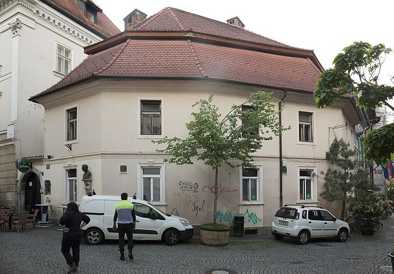 File:19 Gosposka, Ljubljana.jpg