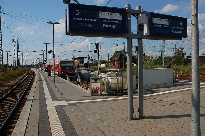 File:2009-0607-bahnbild-by-RalfR-22.jpg