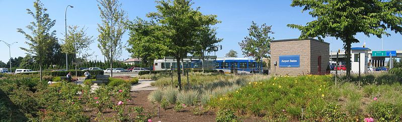 File:Airport-stn-pano.jpg