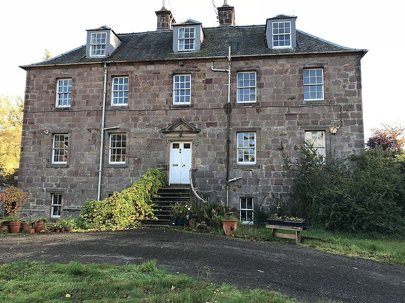 File:Auchendinny House.jpg