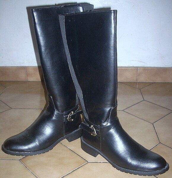 File:Boots 002.jpg