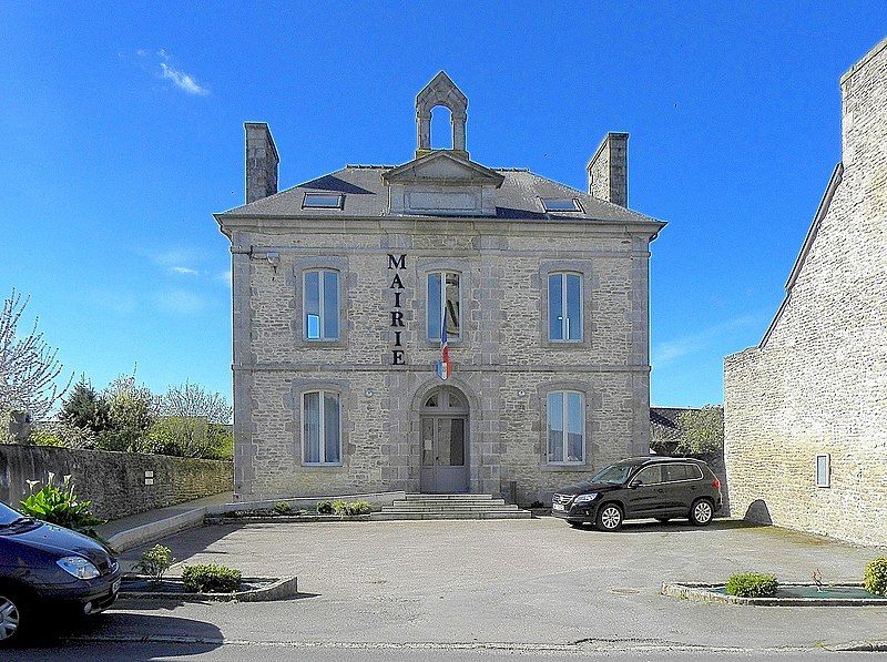 File:Brusvily (22) Mairie.JPG