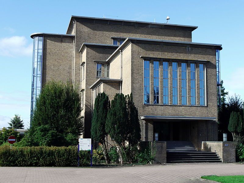 File:Building.Nozema.Lopikerkapel.jpg