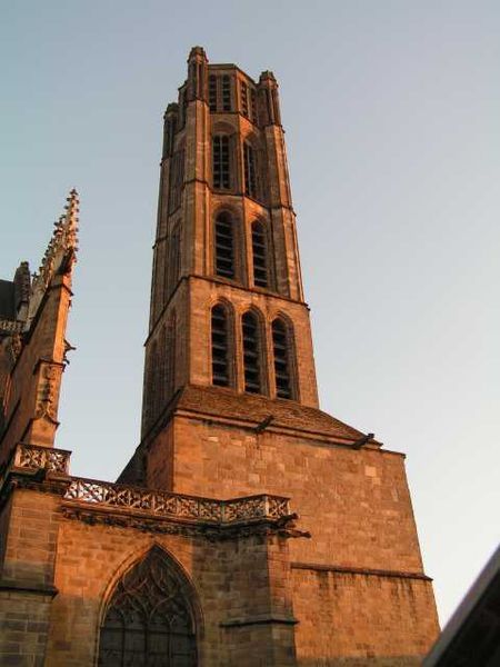 File:Cathédrale de Limoges.jpg