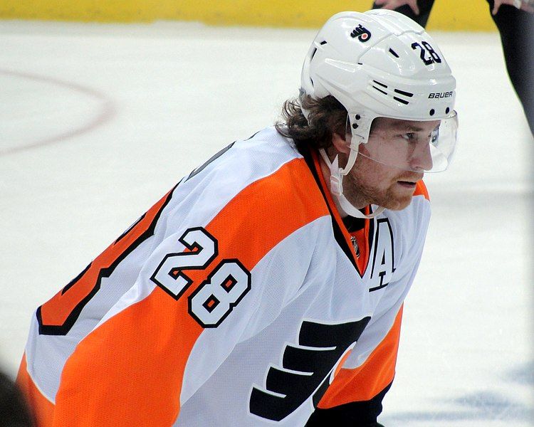 File:Claude Giroux 2012-04-13.JPG