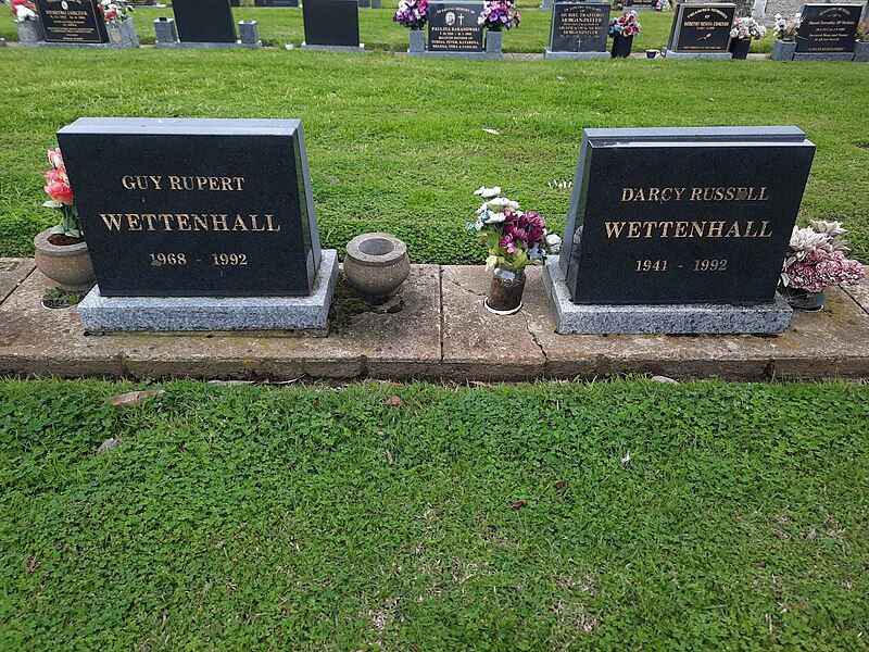 File:DarcyGuyWettenhallGravesites.jpg