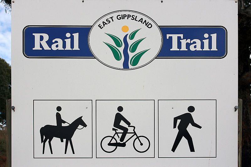 File:East-Gippsland-Rail-Trail-Sign,-near-Bruthen,-30.08.2008.jpg