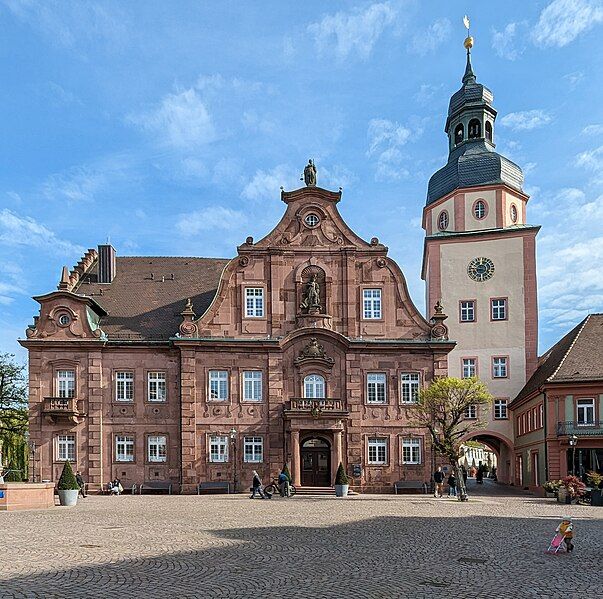 File:Ettlingen-09j-Rathaus-2023-gje.jpg