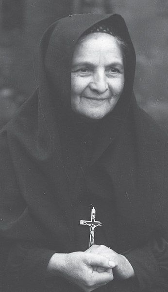 File:Mamma Nina.jpg