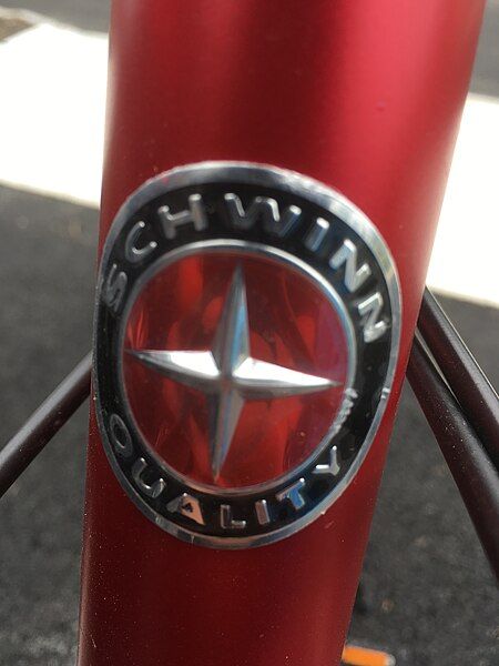 File:Schwinn head badge.jpg