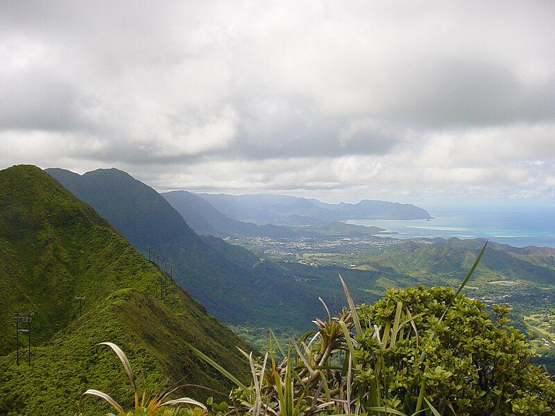 File:Top Koolau Range.jpg